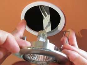 Замена люминесцентных ламп на светодиодные в Петергофе